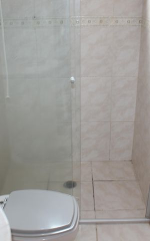 Casa de condomínio para alugar com 120m², 3 quartos e 2 vagasBanheiro Social