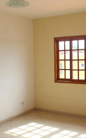 Casa de condomínio para alugar com 120m², 3 quartos e 2 vagasSala