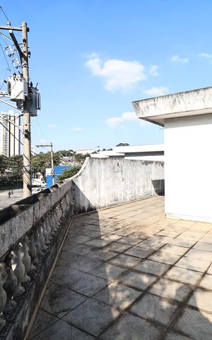 Casa à venda com 176m², 3 quartos e 3 vagasVaranda suite