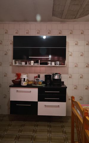Casa à venda com 176m², 3 quartos e 3 vagasCozinha