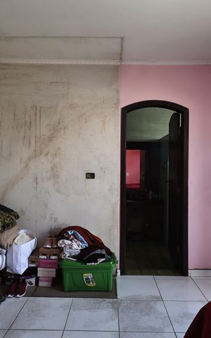 Casa à venda com 176m², 3 quartos e 3 vagasSuite