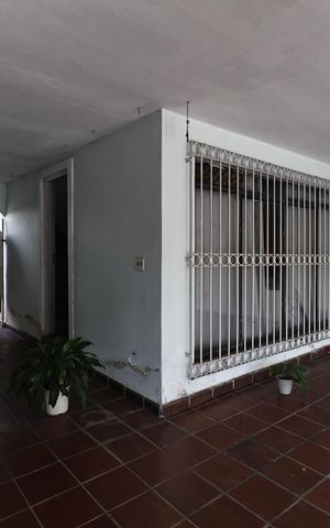 Casa à venda com 176m², 3 quartos e 3 vagasGaragem