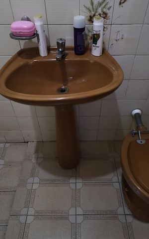 Casa à venda com 176m², 3 quartos e 3 vagasBanheiro 1
