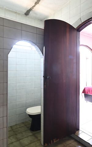 Casa à venda com 176m², 3 quartos e 3 vagasBanheiro da Suíte