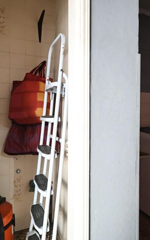 Casa à venda com 176m², 3 quartos e 3 vagasDepósito