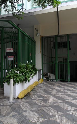 Apartamento à venda com 95m², 2 quartos e sem vagaFachada