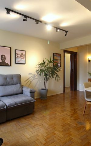 Apartamento à venda com 95m², 2 quartos e sem vagaSala