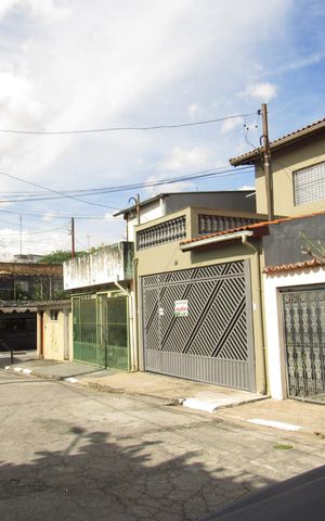 Casa para alugar com 125m², 3 quartos e 2 vagasPlaca