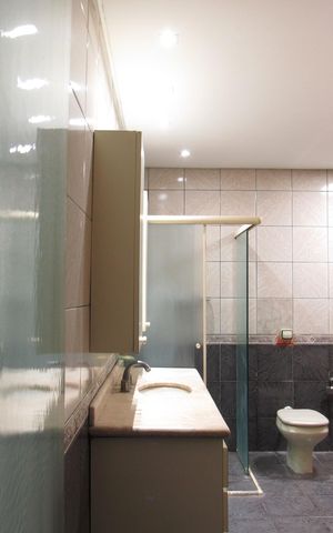 Casa para alugar com 125m², 3 quartos e 2 vagasBanheiro 2