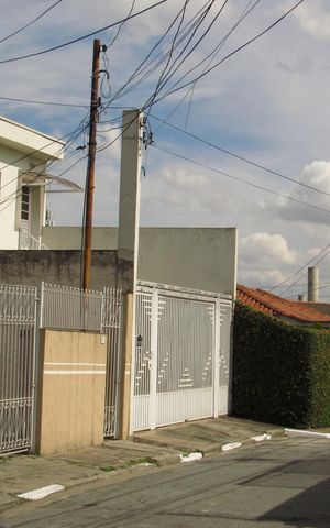 Casa para alugar com 125m², 3 quartos e 2 vagasPlaca
