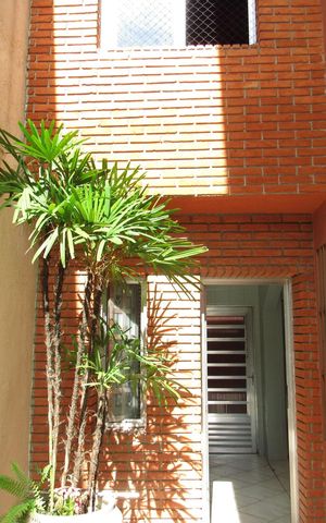 Casa para alugar com 125m², 3 quartos e 2 vagasQuintal da frente