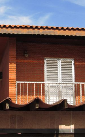 Casa para alugar com 125m², 3 quartos e 2 vagasFachada
