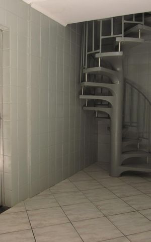 Casa para alugar com 125m², 3 quartos e 2 vagasHall do piso inferior