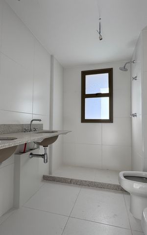 Apartamento à venda com 188m², 4 quartos e 3 vagas Apartamento à venda com 188m², 4 quartos e 3 vagasSuíte 2 - Banheiro