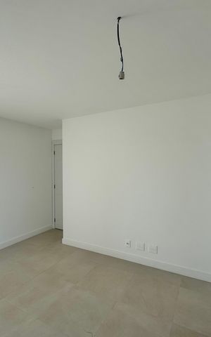 Apartamento à venda com 188m², 4 quartos e 3 vagas Apartamento à venda com 188m², 4 quartos e 3 vagasSuíte 1