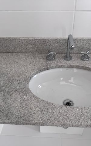 Apartamento à venda com 188m², 4 quartos e 3 vagas Apartamento à venda com 188m², 4 quartos e 3 vagasSuíte 1 - Banheiro