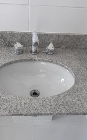 Apartamento à venda com 188m², 4 quartos e 3 vagas Apartamento à venda com 188m², 4 quartos e 3 vagasSuíte 1 - Banheiro
