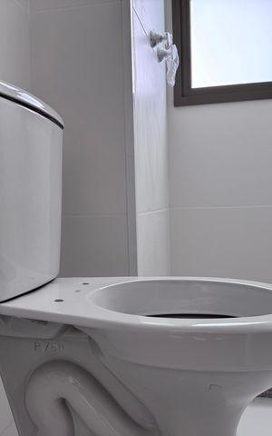 Apartamento à venda com 188m², 4 quartos e 3 vagas Apartamento à venda com 188m², 4 quartos e 3 vagasCozinha e Área de Serviço - Banheiro