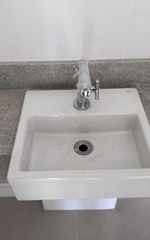 Apartamento à venda com 188m², 4 quartos e 3 vagas Apartamento à venda com 188m², 4 quartos e 3 vagasLavabo