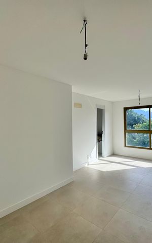 Apartamento à venda com 188m², 4 quartos e 3 vagas Apartamento à venda com 188m², 4 quartos e 3 vagasSuíte 2
