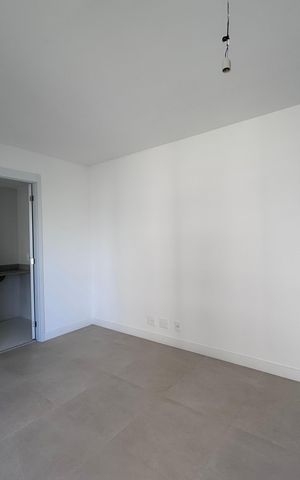 Apartamento à venda com 188m², 4 quartos e 3 vagas Apartamento à venda com 188m², 4 quartos e 3 vagasSuíte 1