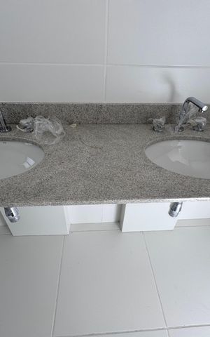 Apartamento à venda com 188m², 4 quartos e 3 vagas Apartamento à venda com 188m², 4 quartos e 3 vagasSuíte 2 - Banheiro