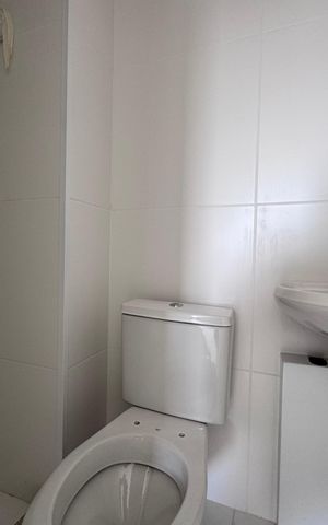 Apartamento à venda com 124m², 3 quartos e 2 vagas Apartamento à venda com 124m², 3 quartos e 2 vagasBanheiro de Serviço
