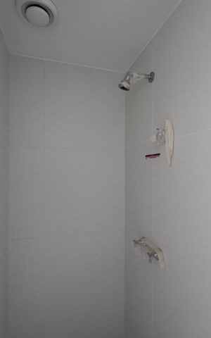 Apartamento à venda com 124m², 3 quartos e 2 vagas Apartamento à venda com 124m², 3 quartos e 2 vagasBanheiro de Serviço
