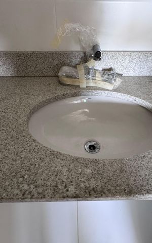 Apartamento à venda com 124m², 3 quartos e 2 vagas Apartamento à venda com 124m², 3 quartos e 2 vagasBanheiro Social