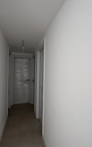 Apartamento à venda com 124m², 3 quartos e 2 vagas Apartamento à venda com 124m², 3 quartos e 2 vagasCorredor