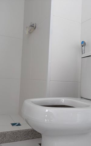 Apartamento à venda com 124m², 3 quartos e 2 vagas Apartamento à venda com 124m², 3 quartos e 2 vagasBanheiro da Suíte