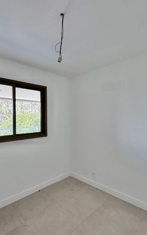 Apartamento à venda com 124m², 3 quartos e 2 vagas Apartamento à venda com 124m², 3 quartos e 2 vagasQuarto 2