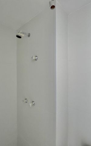 Apartamento à venda com 124m², 3 quartos e 2 vagas Apartamento à venda com 124m², 3 quartos e 2 vagasBanheiro de Serviço
