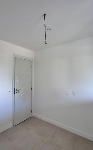 Apartamento à venda com 124m², 3 quartos e 2 vagas Apartamento à venda com 124m², 3 quartos e 2 vagasQuarto 2