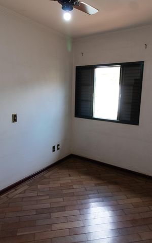Casa à venda com 390m², 4 quartos e sem vaga Casa à venda com 390m², 4 quartos e sem vaga Suite 2