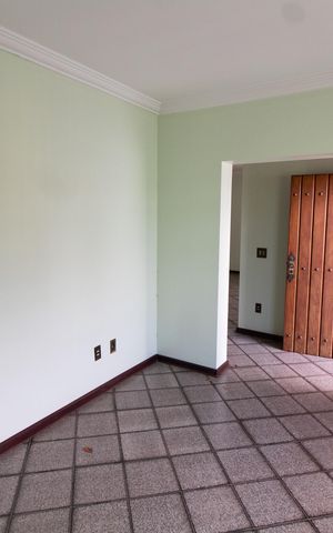 Casa à venda com 390m², 4 quartos e sem vaga Casa à venda com 390m², 4 quartos e sem vagaSala de TV
