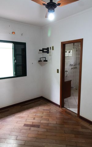 Casa à venda com 390m², 4 quartos e sem vaga Casa à venda com 390m², 4 quartos e sem vaga Suite 4