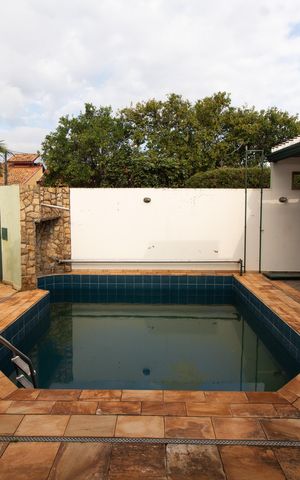 Casa à venda com 390m², 4 quartos e sem vaga Casa à venda com 390m², 4 quartos e sem vagaVista da Suíte 3