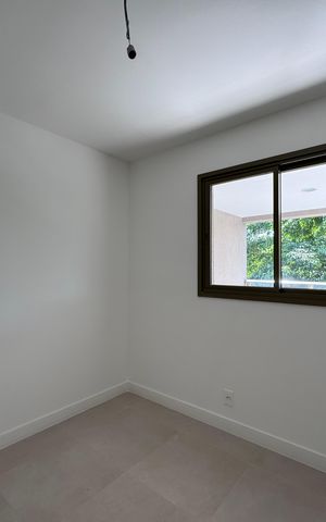 Apartamento à venda com 121m², 3 quartos e 2 vagas Apartamento à venda com 121m², 3 quartos e 2 vagasQuarto 2