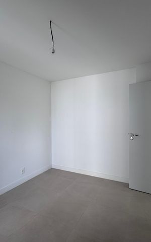 Apartamento à venda com 121m², 3 quartos e 2 vagas Apartamento à venda com 121m², 3 quartos e 2 vagasQuarto 1