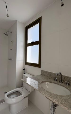 Apartamento à venda com 121m², 3 quartos e 2 vagas Apartamento à venda com 121m², 3 quartos e 2 vagasSuíte - Banheiro