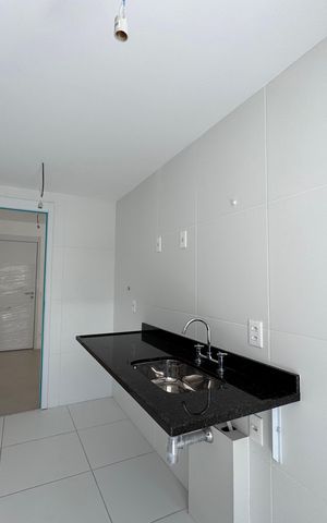 Apartamento à venda com 121m², 3 quartos e 2 vagas Apartamento à venda com 121m², 3 quartos e 2 vagasCozinha e Área de Serviço
