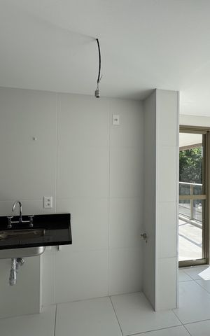 Apartamento à venda com 121m², 3 quartos e 2 vagas Apartamento à venda com 121m², 3 quartos e 2 vagasCozinha e Área de Serviço