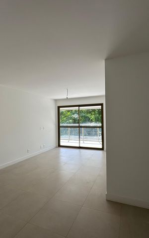 Apartamento à venda com 121m², 3 quartos e 2 vagas Apartamento à venda com 121m², 3 quartos e 2 vagasSala