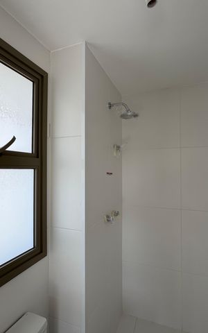 Apartamento à venda com 121m², 3 quartos e 2 vagas Apartamento à venda com 121m², 3 quartos e 2 vagasBanheiro Suíte