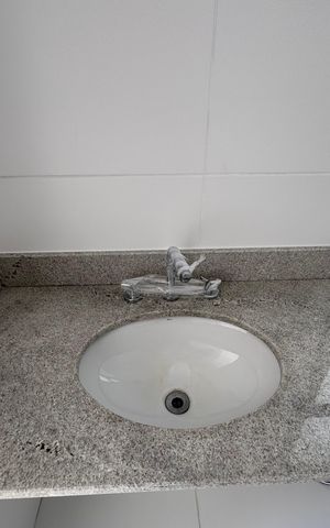 Apartamento à venda com 121m², 3 quartos e 2 vagas Apartamento à venda com 121m², 3 quartos e 2 vagasBanheiro Suíte
