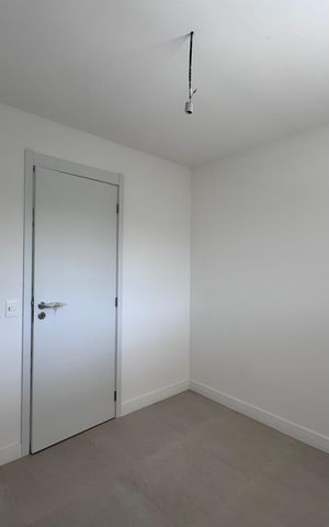 Apartamento à venda com 121m², 3 quartos e 2 vagas Apartamento à venda com 121m², 3 quartos e 2 vagasQuarto 2