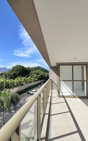 Apartamento à venda com 124m², 3 quartos e 2 vagas Apartamento à venda com 124m², 3 quartos e 2 vagasVaranda