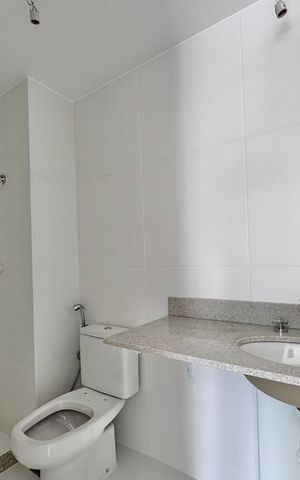 Apartamento à venda com 124m², 3 quartos e 2 vagas Apartamento à venda com 124m², 3 quartos e 2 vagasBanheiro Suíte