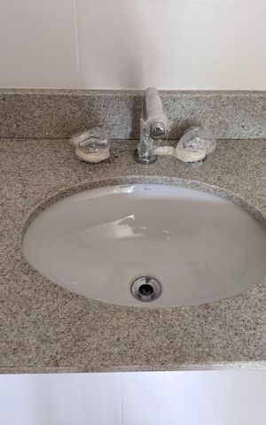 Apartamento à venda com 124m², 3 quartos e 2 vagas Apartamento à venda com 124m², 3 quartos e 2 vagasBanheiro Social